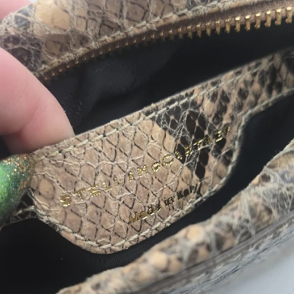 Stella McCartney Faux-Snakeskin Irredesent Camera/Crossbody (EUC)(RARE)(COA)🤍✨️ - Picture 12 of 17